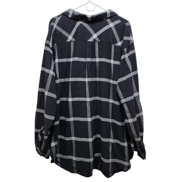 Ava & Viv Black White Plaid Button-Up Womens Shirt Plus Size 3X Long Sleeve - Picture 2 of 7